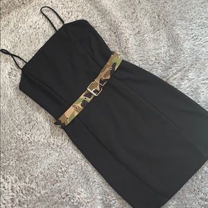 Short midi dress with belt